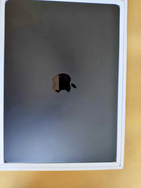 Apple Macbook Air 13 M4 16gb 256gb Azul Oscuro 100% Batería Azul Medianoche (Nuevo con caja abierta)