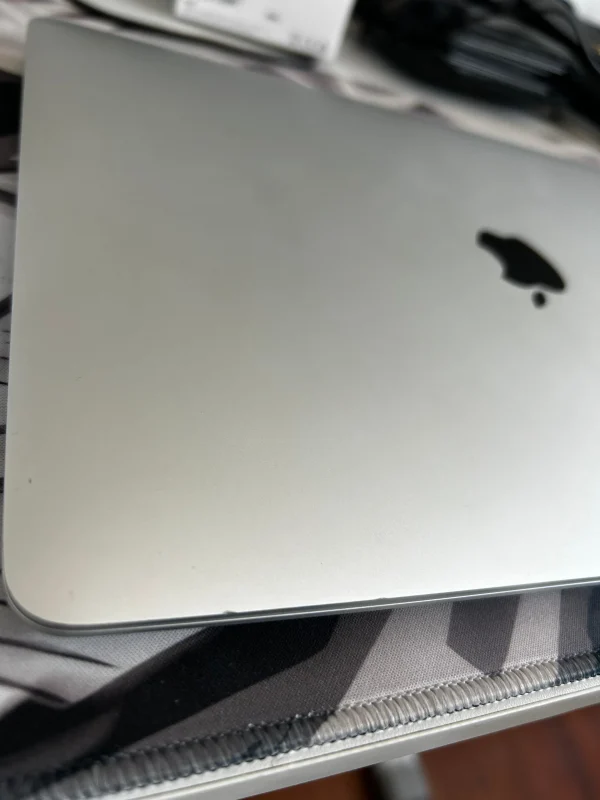 Macbook Air 13 2020 M1