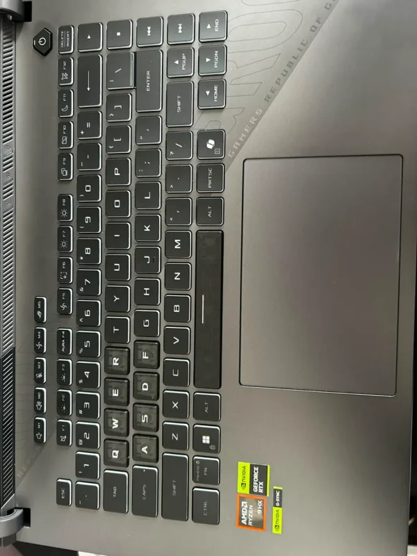 Roq strix g16 Notebook Roq Strix G16 Ryzen 9 Rtx 5070ti 12vram 32gb 1tb (Nuevo con caja abierta)