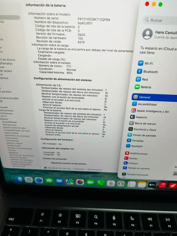 WhatsApp Image 2026-08-11 at 22.50.09 (2) Macbook Apple Air 13 Chip M2 2022 8gb 256gb Ssd gris espacial